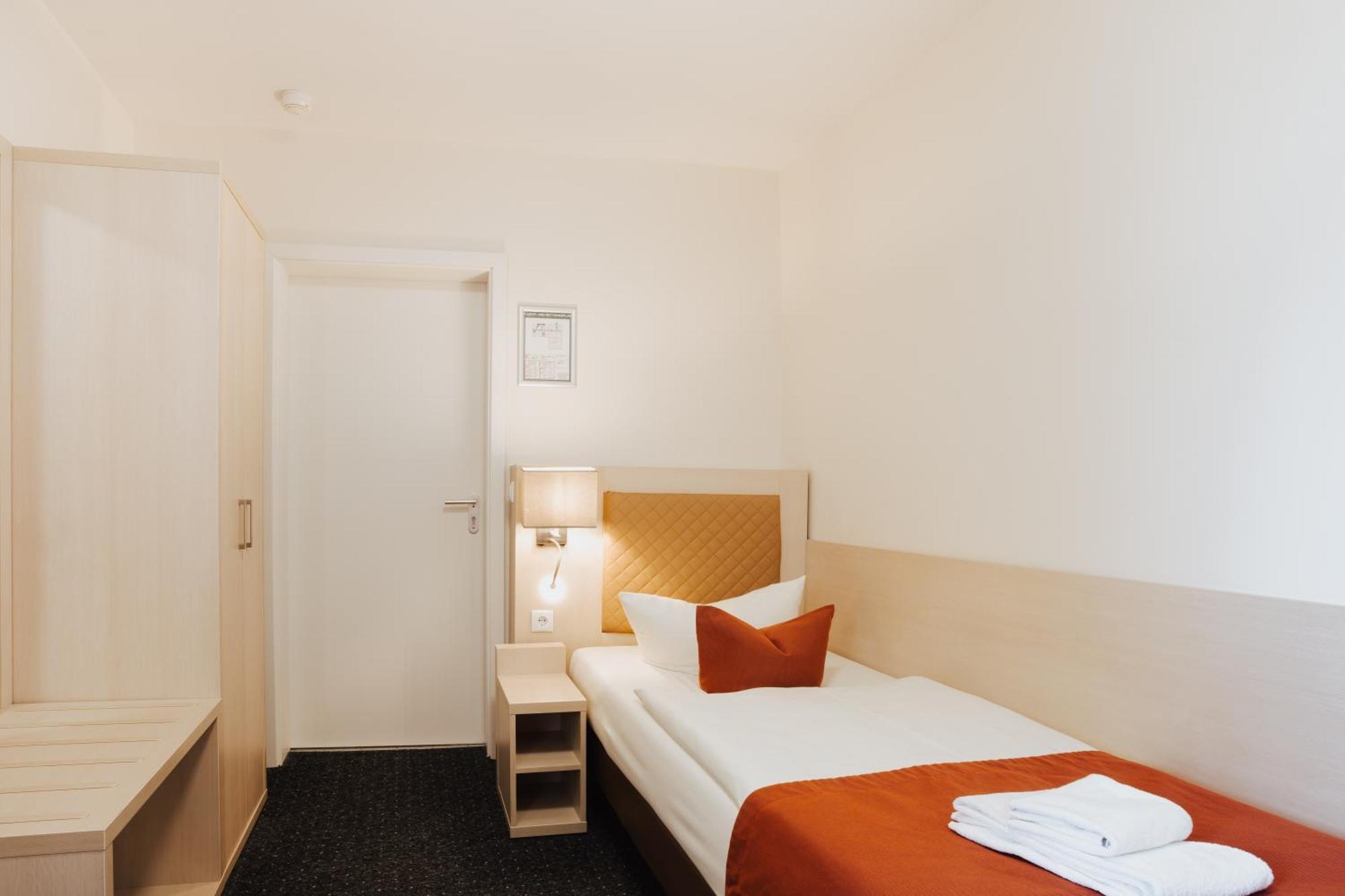 באד אולדסלוה Hotel & Restaurant Wiggers מראה חיצוני תמונה