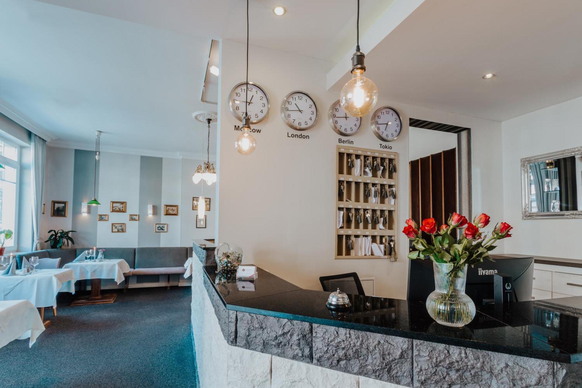 באד אולדסלוה Hotel & Restaurant Wiggers מראה חיצוני תמונה