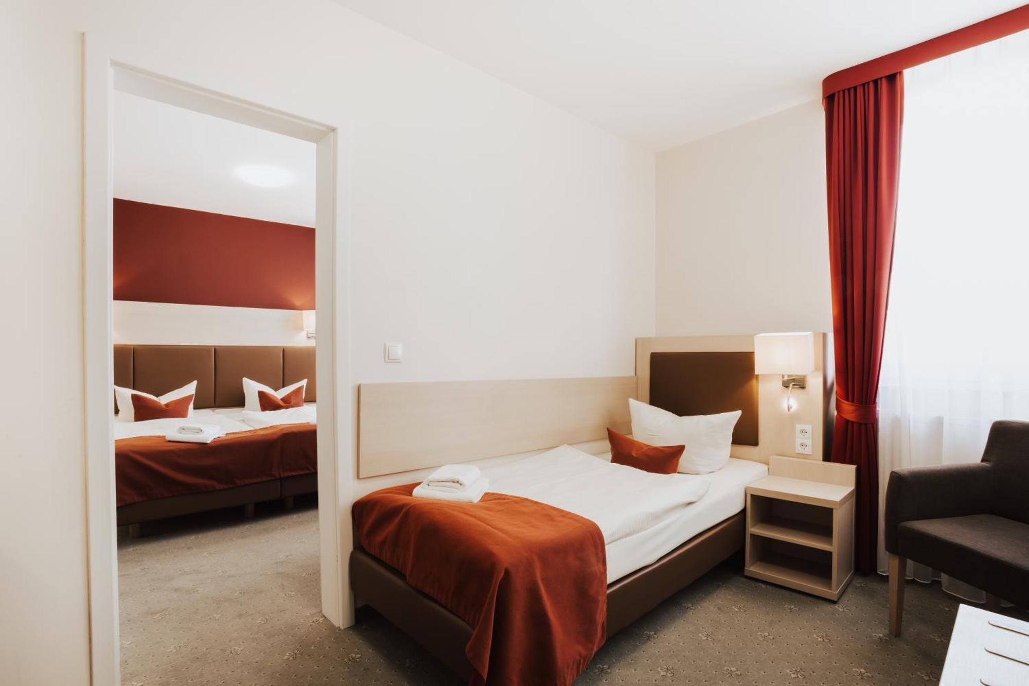 באד אולדסלוה Hotel & Restaurant Wiggers מראה חיצוני תמונה