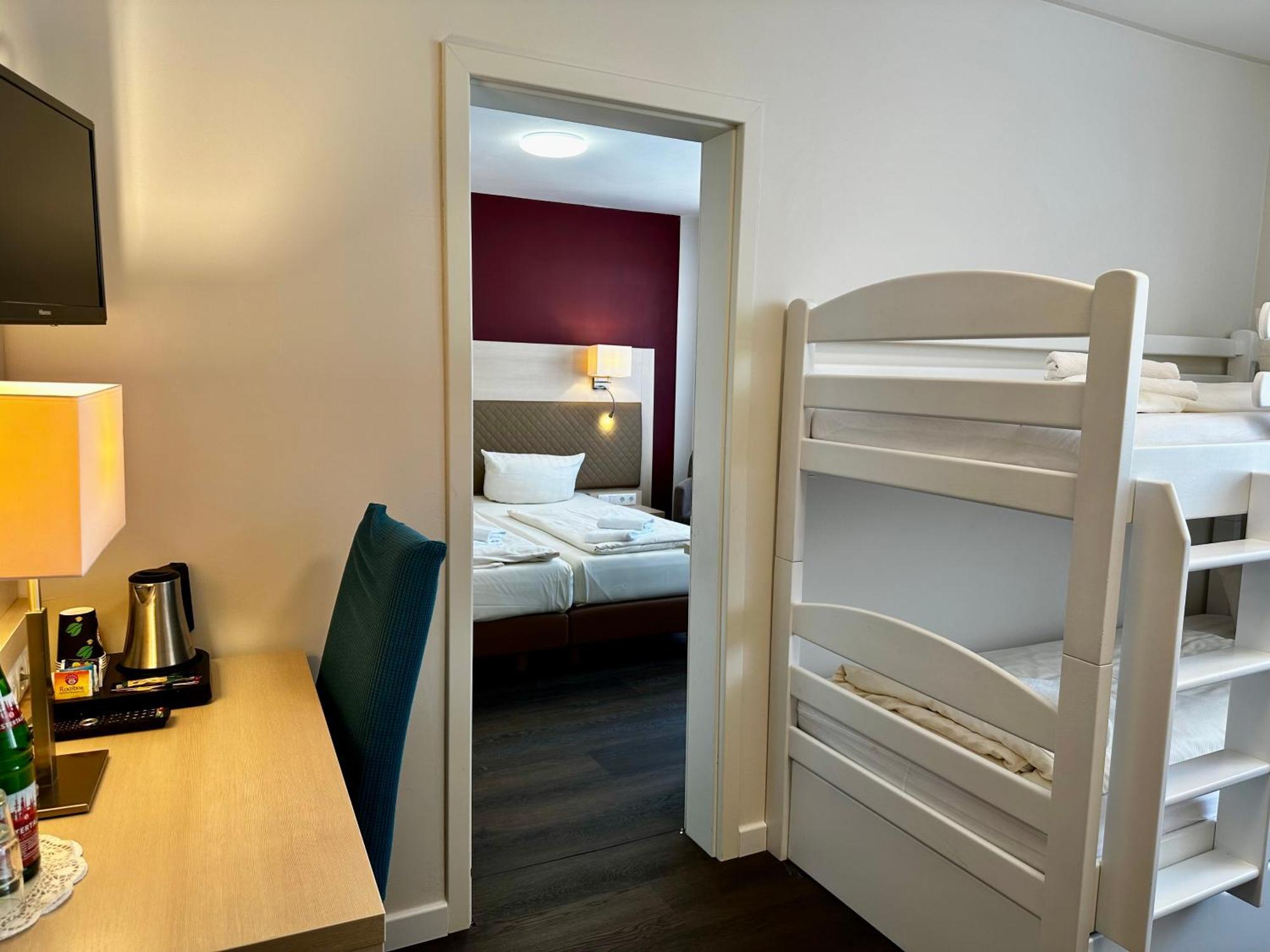 באד אולדסלוה Hotel & Restaurant Wiggers מראה חיצוני תמונה